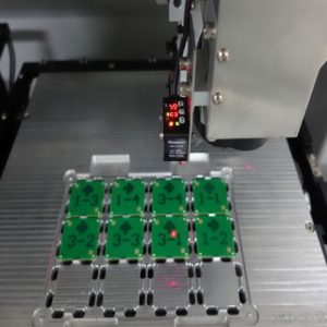 GAM 320A Automatic PCB Router Machine 2